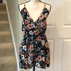 NWT - Floral romper